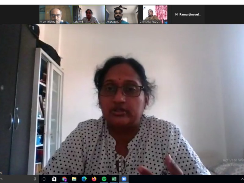 ఆపదలో ఆప్యాయత